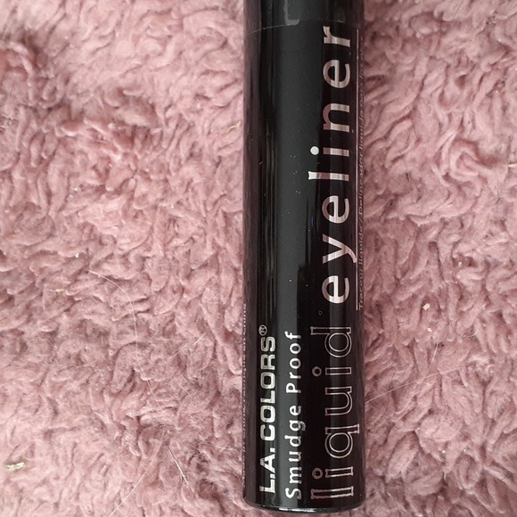 Brand New L.A. Colors Liquid Eyeliner - Picture 2 of 2